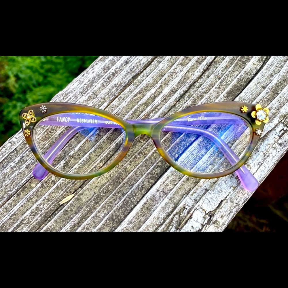 **NO LONGER AVAILABLE**Francis Klein Fancy Eyeglass Frame